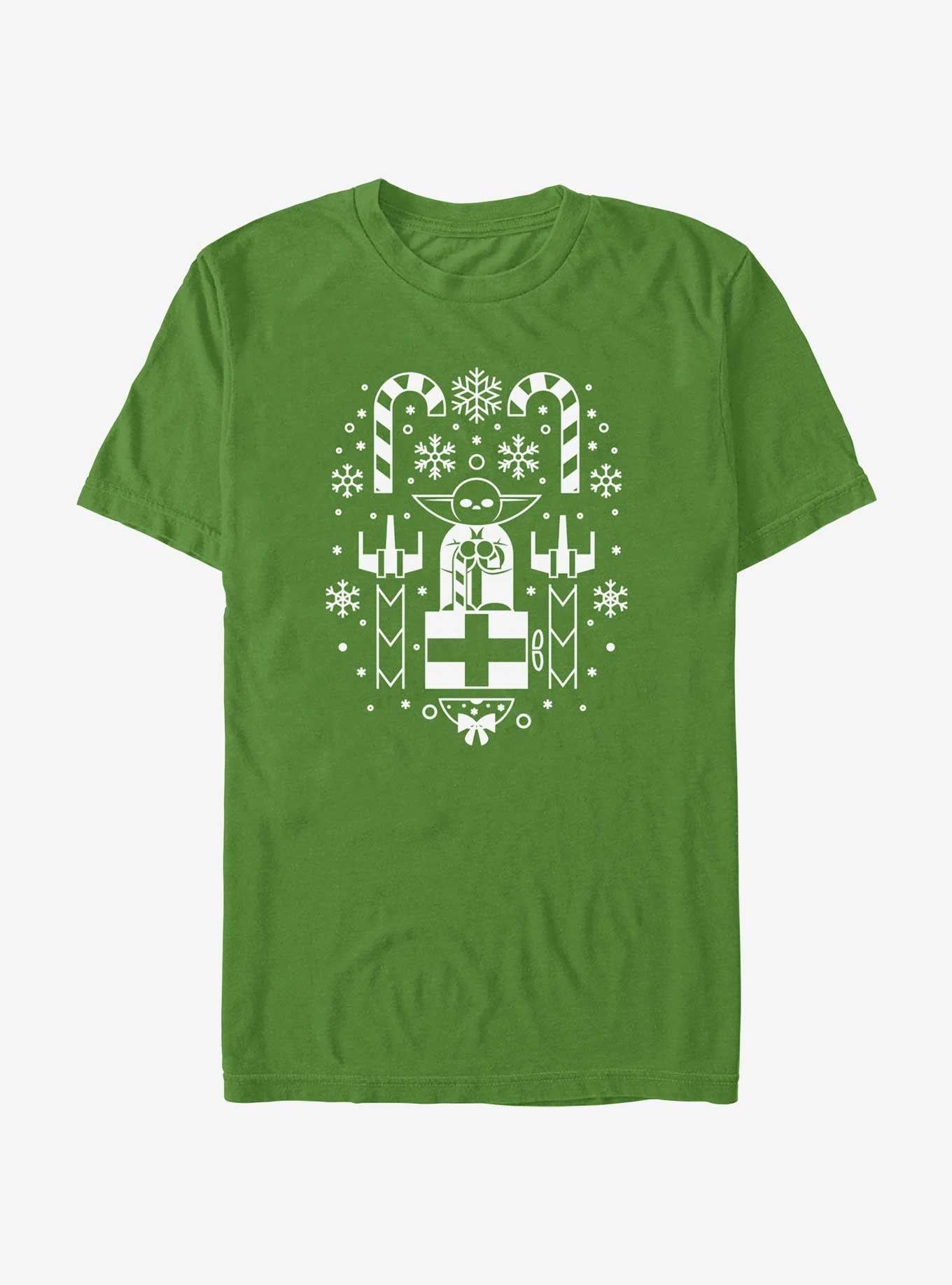 Star Wars Christmas Yoda TShirt T-Shirt | Vintage Christmas Look | Perfect For Daily Wear