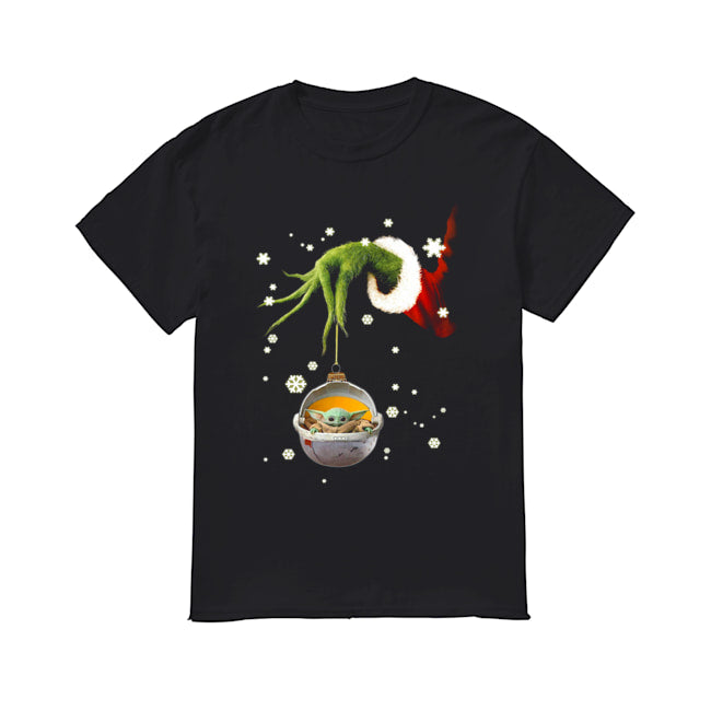 Grinch hand holding Baby Yoda christmas shirt