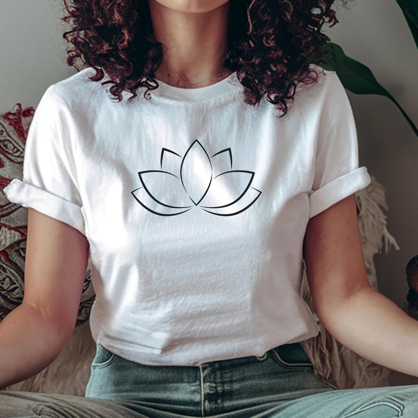Minimalist Lotus Flower T-Shirt: Simple Zen Yoga Line Art Tee Gift