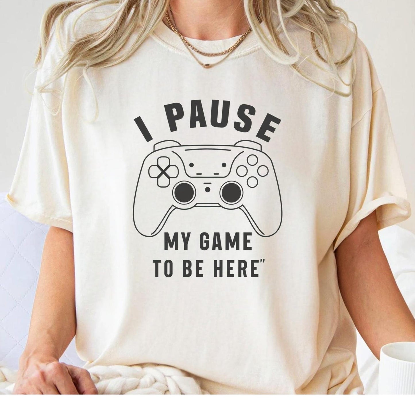 Funny Gaming Shirt for Men, I Paused My Game to Be Here, Father's Day Gift, Gamer Dad Tee,Humorous Gaming T-Shirt for Him