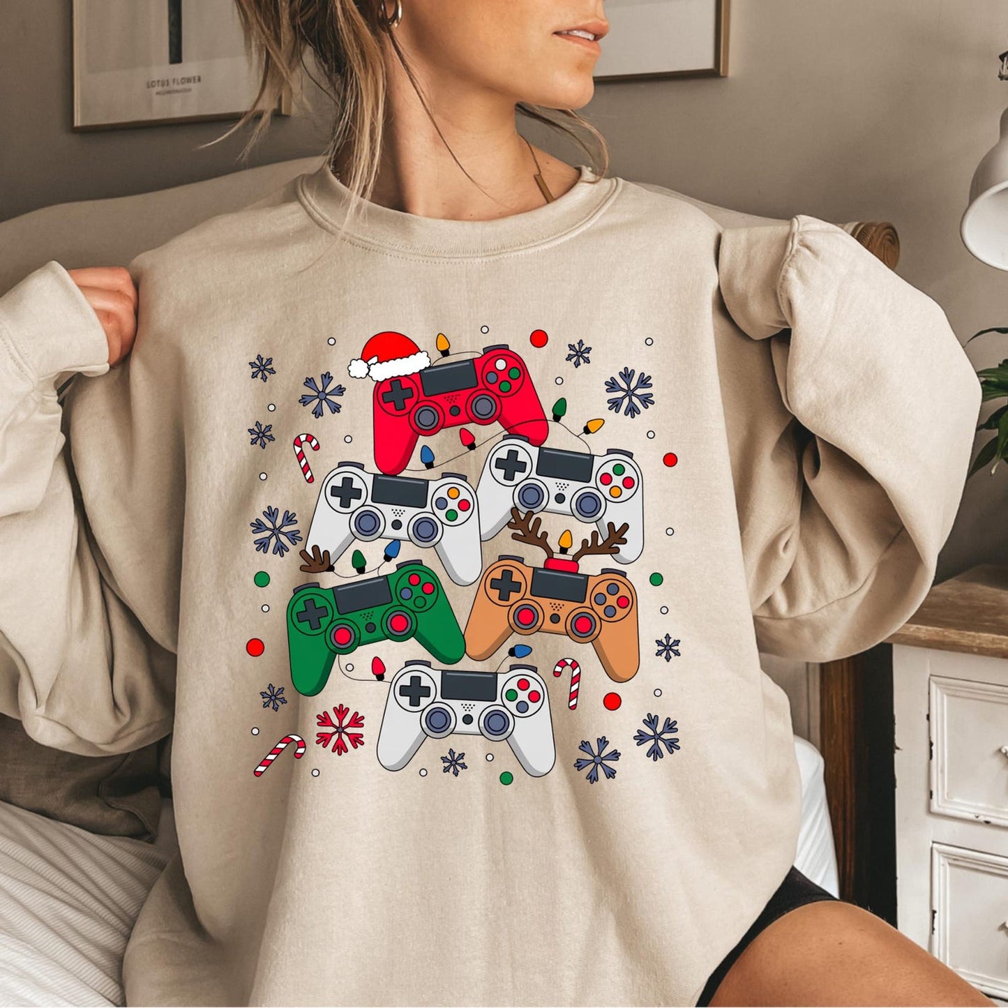 Christmas Gift for Gamers, Game Controller Funny Christmas Gift, Xmas Gift Shirt, Best Holliday Gift Sweatshirt Hoodie T-Shirt