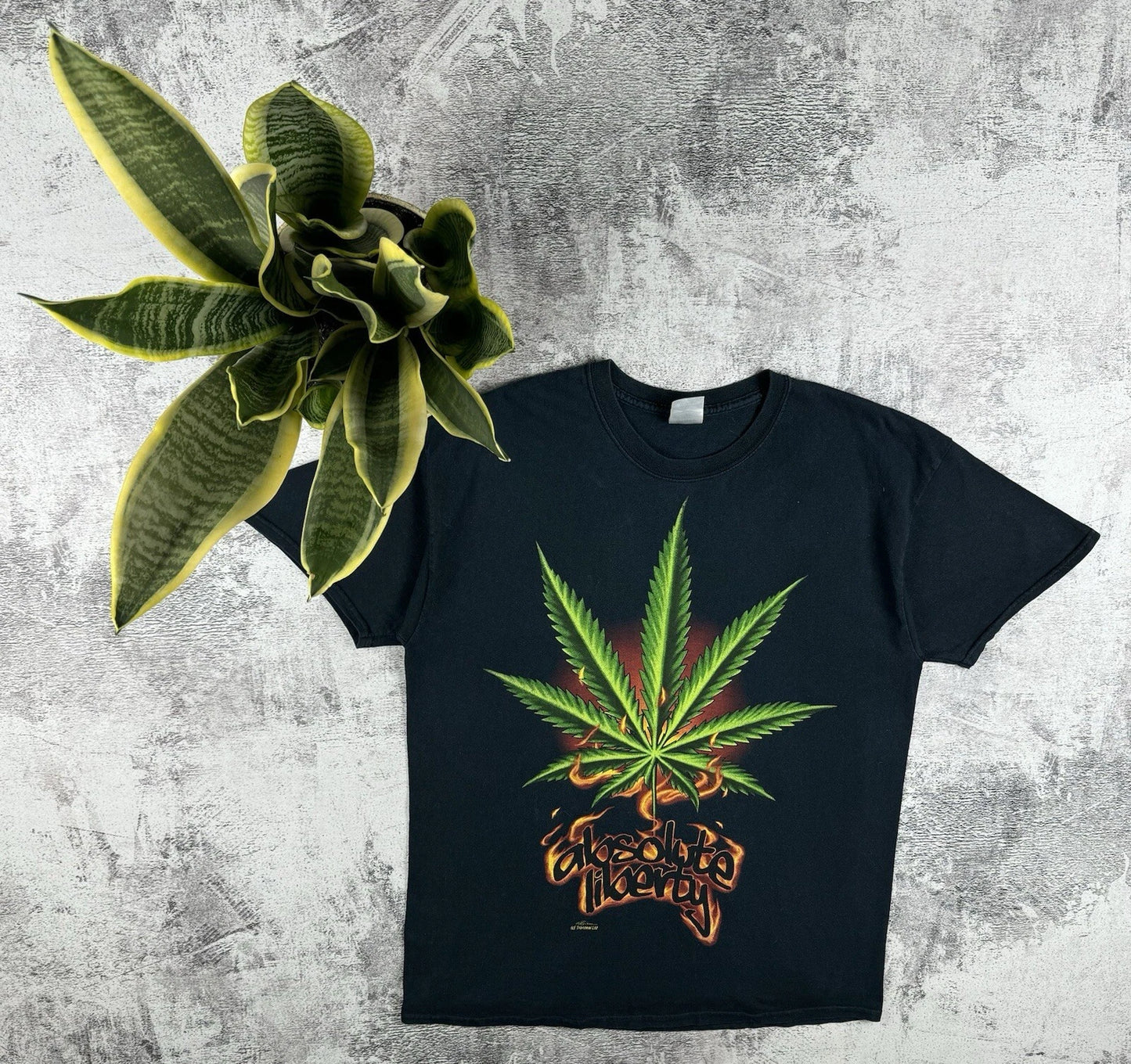 Vintage Marijuana Legalize Weed Smoke Y2k Snoop Dog Cannabis Joint T Shirt Tee