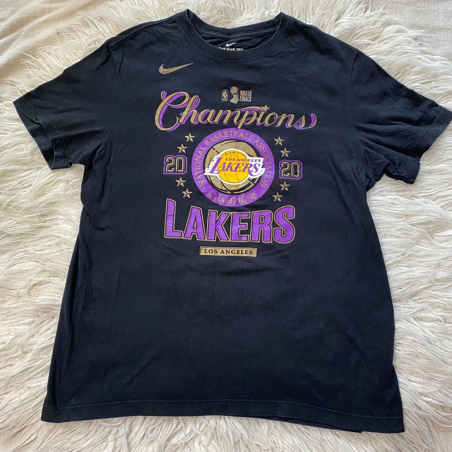 Los Angeles Lakers Nba Finals Champions 2020 Basketball Nike T-shirt Mens Medium | Trendy Graphic Tee | Casual Unisex T-shirt