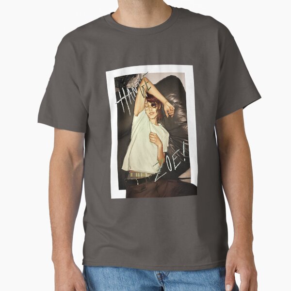 Hange zoe reclining Classic T-Shirt for Sale by aesthetemaxine