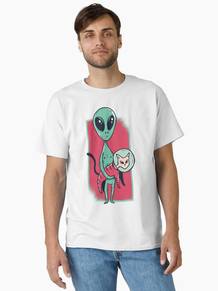 SPACE ALIEN CUTE CAT FUNNY T-SHIRT DESIGN Classic T-Shirt T-Shirt | High-Quality Print | High Demand Item