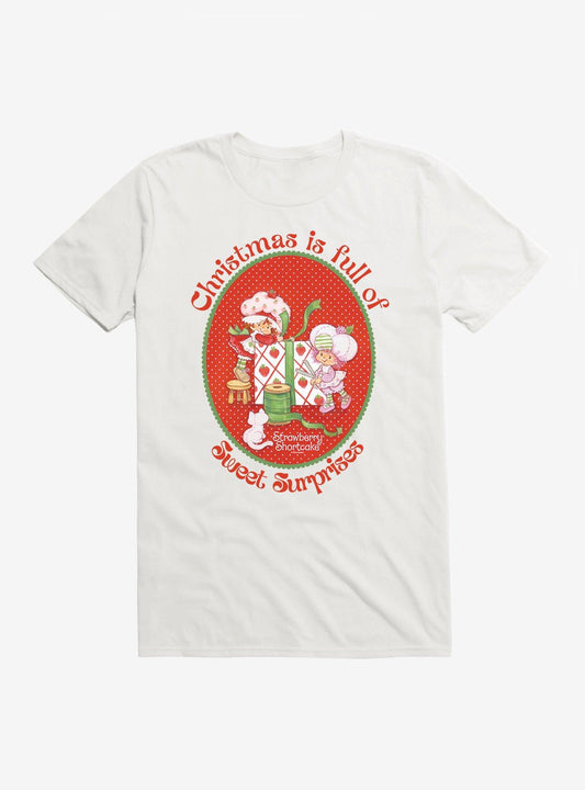 Strawberry Shortcake Raspberry Tart Christmas Sweet Surprises TShirt T-Shirt | Vintage Christmas Look | Limited Christmas Style