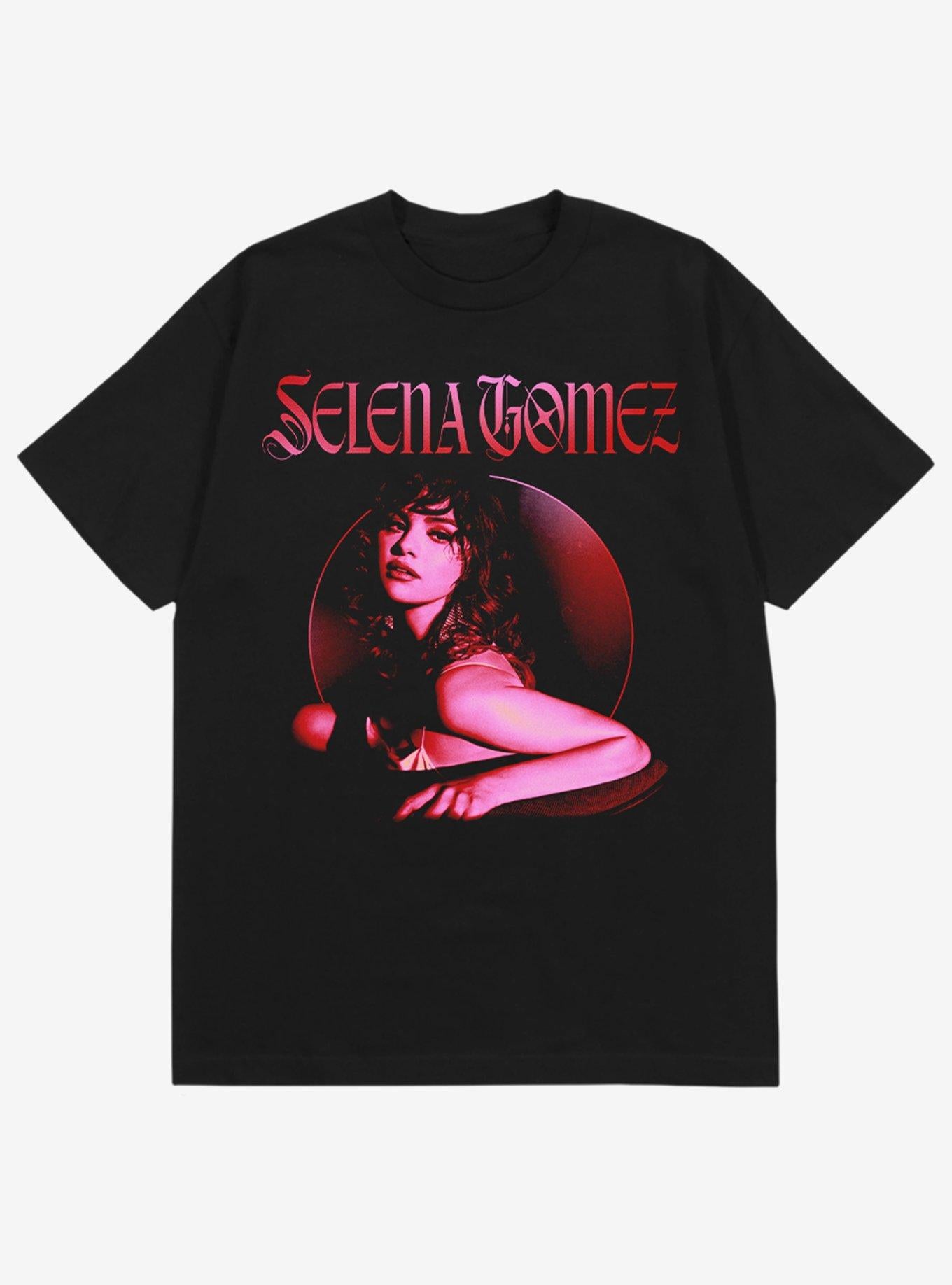 Selena Gomez Red Photo TShirt Graphic Tee | Graphic Tee | Unisex Shirt | High-Quality Print