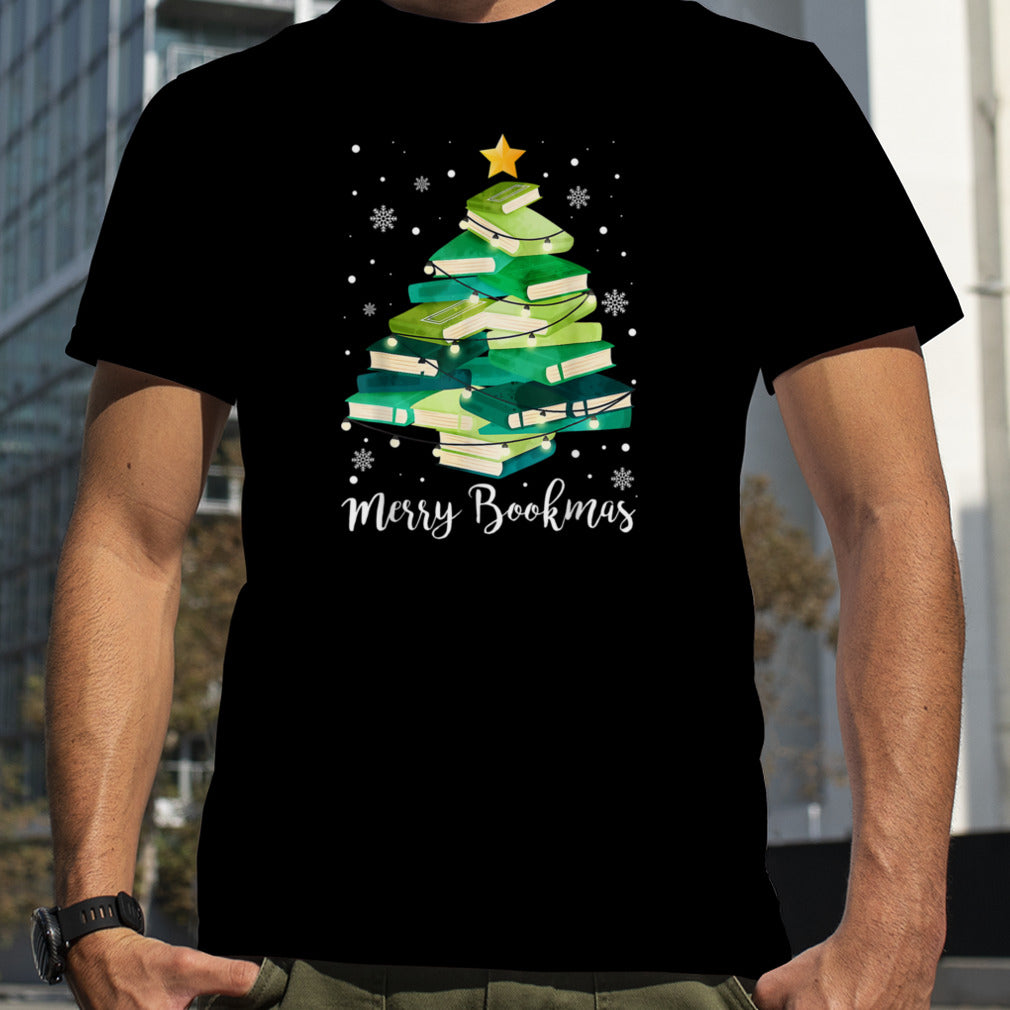 Merry Bookmas Books Pine Tree Funny Reading Lover Christmas T Shirt B0BM9TXHLX
