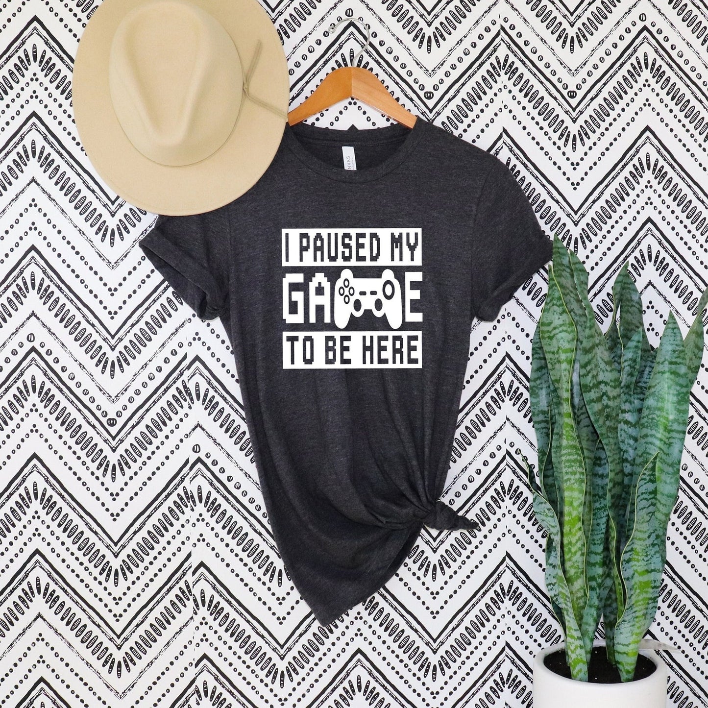 I Paused My Game To Be Here T-Shirt, Gamer Shirt, Funny Gaming T-shirt, Gamer Gift, Gaming Present, Gamer t shirt, Funny Gaming T-shirt