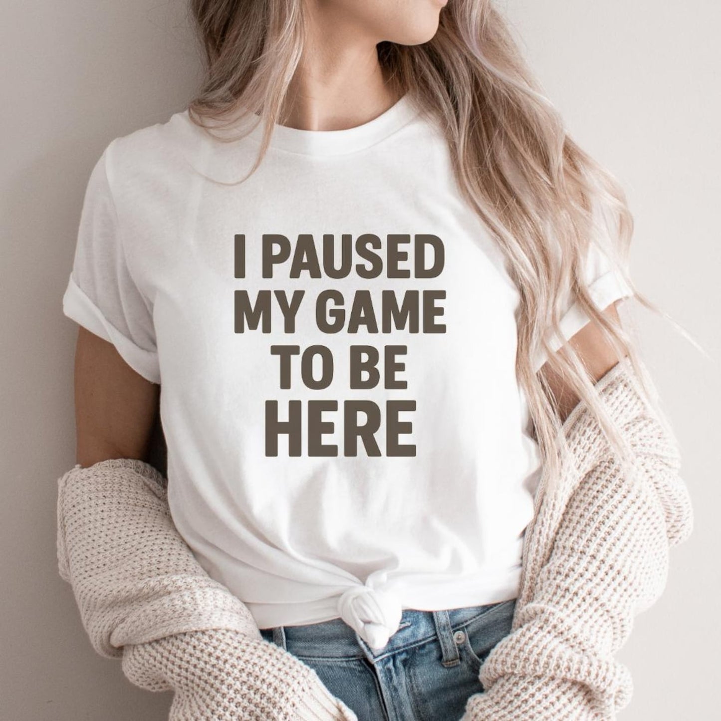 Funny Gamer T-Shirt: I Paused My Game - Unisex Graphic Tee
