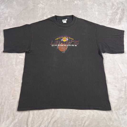 Vintage Los Angeles Lakers Shirt Mens Xl Black Faded Nba Finals 2001 Champions | Trendy Graphic Tee | Casual Unisex T-shirt
