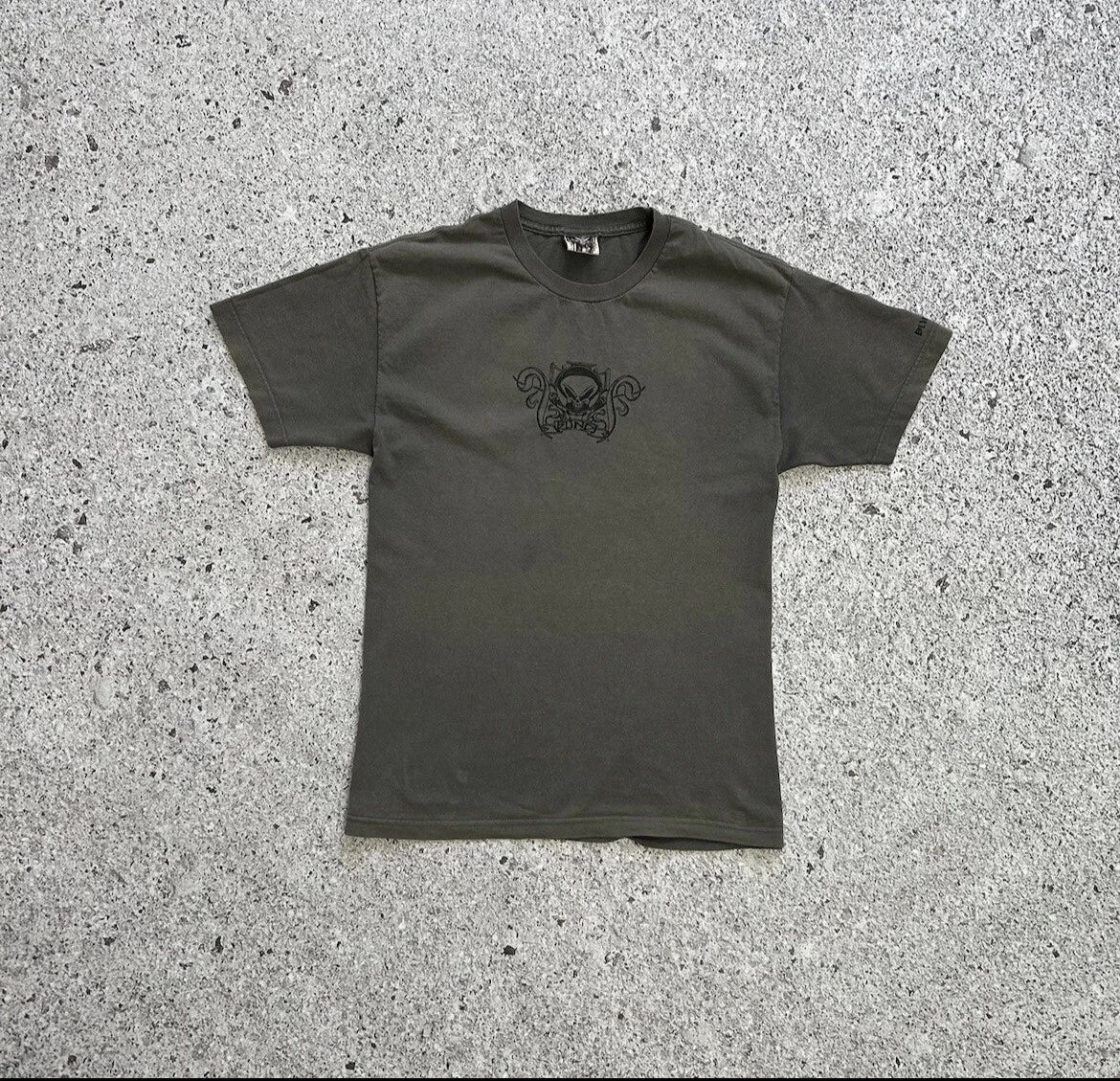 Vintage 90s Blind Skateboard Graphic Skeleton Men’s T-shirt Size L