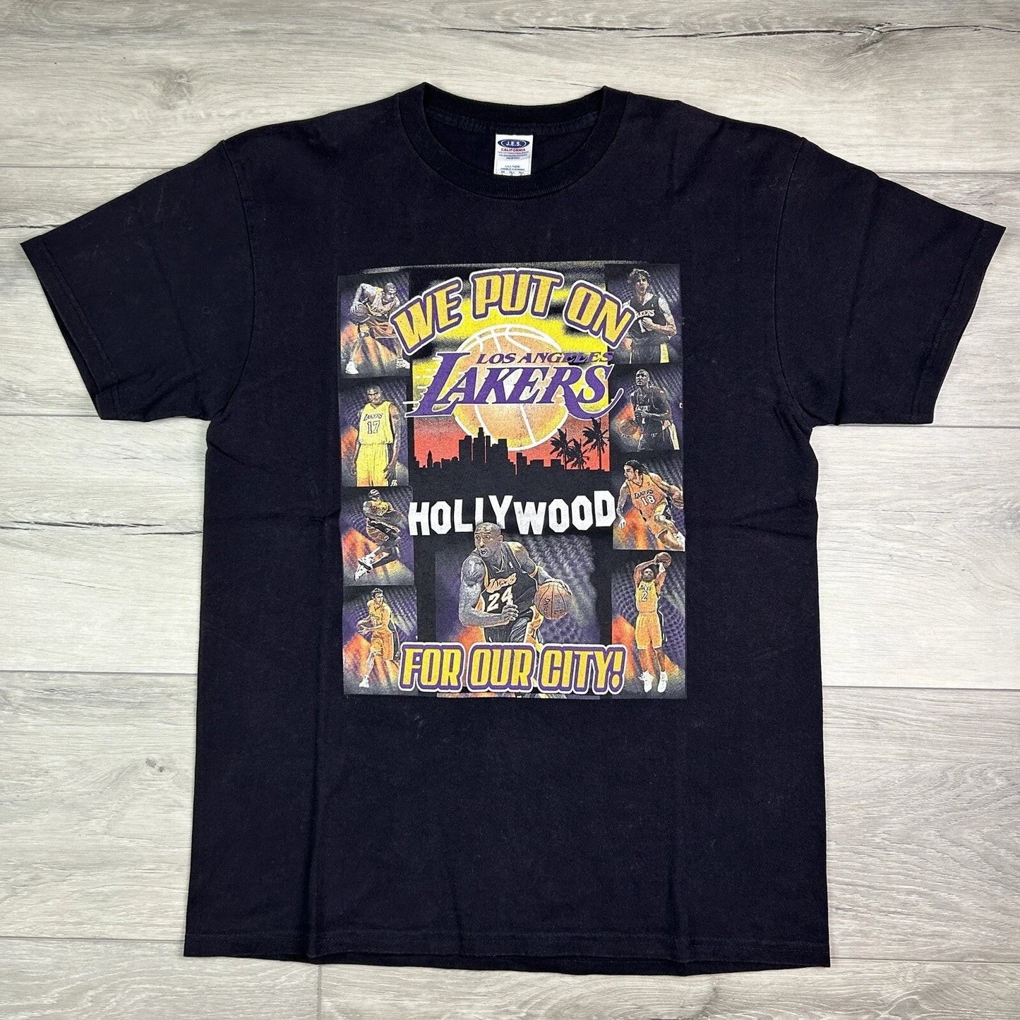 Los Angeles Lakers 2009 T-shirt L Kobe Pau Hollywood Nba Finals Champions Tee | Trendy Graphic Tee | Casual Unisex T-shirt