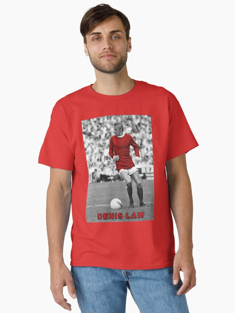 DENIS LAW - STRIKER SUPREME Classic T-Shirt T-Shirt | Viral Style | Must-Have Style