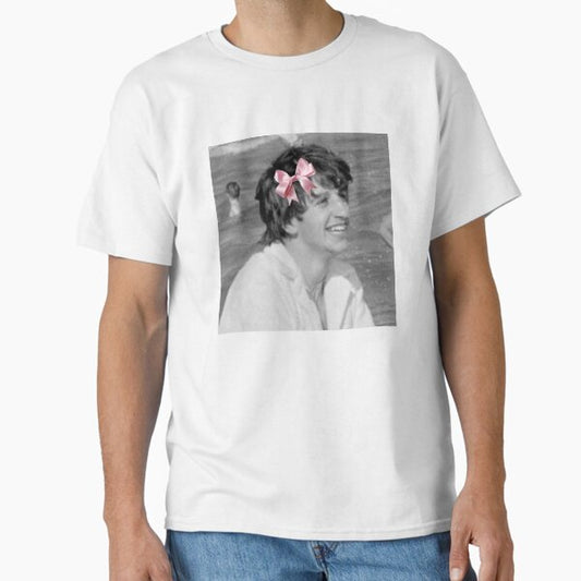 Coquette Ringo: at the beach! Classic T-Shirt for Sale by carolinekello