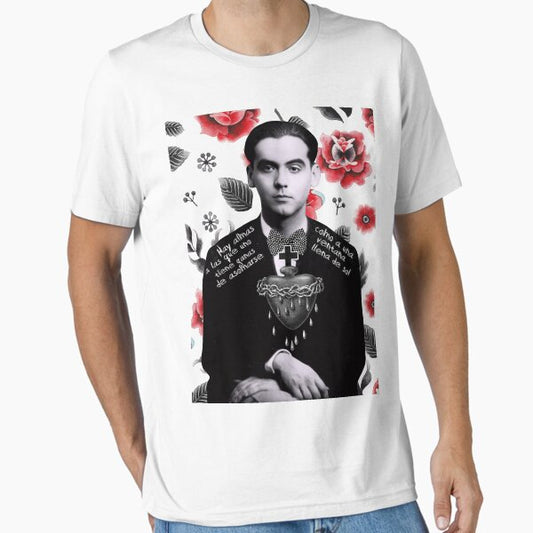 There are souls that one wants to look into Essential T-Shirt by jessnieves